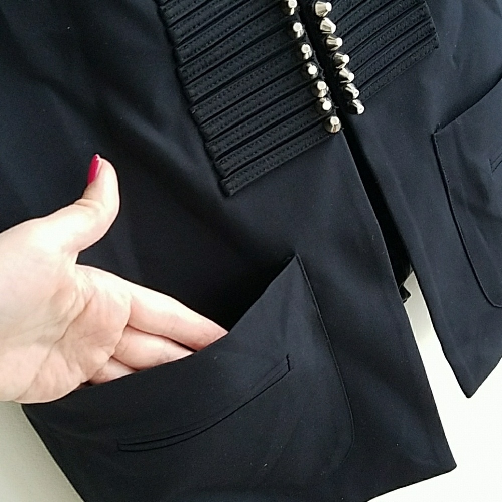 Jacket - Picture 6 of 8